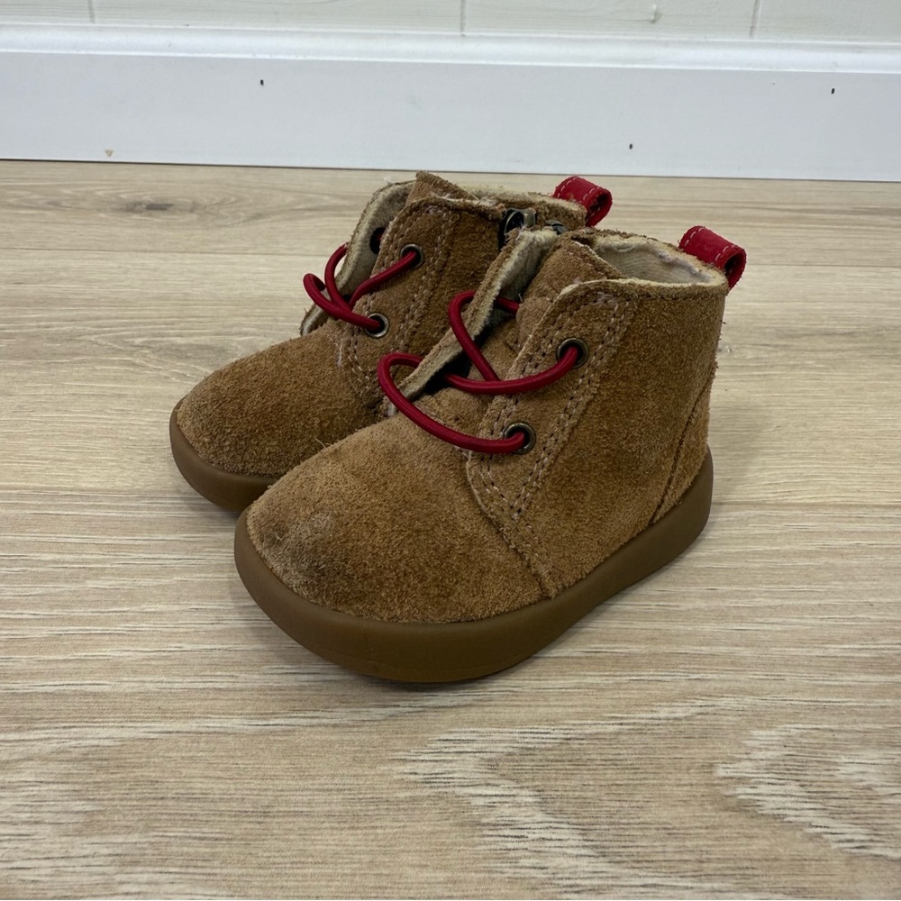 Ugg Tan Kristjan Chukka Boot